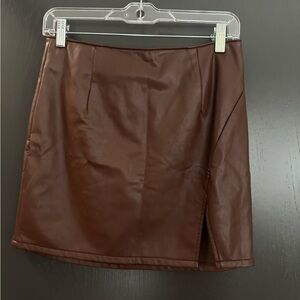 Elegant Brown Leather Skirt